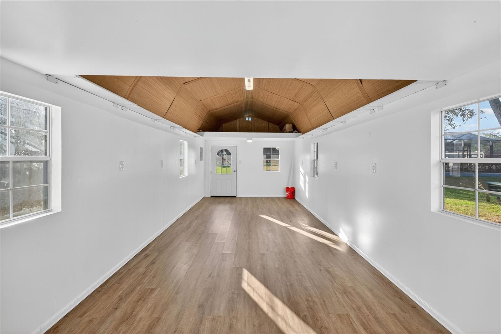 3229 GARDNER OAKS LN