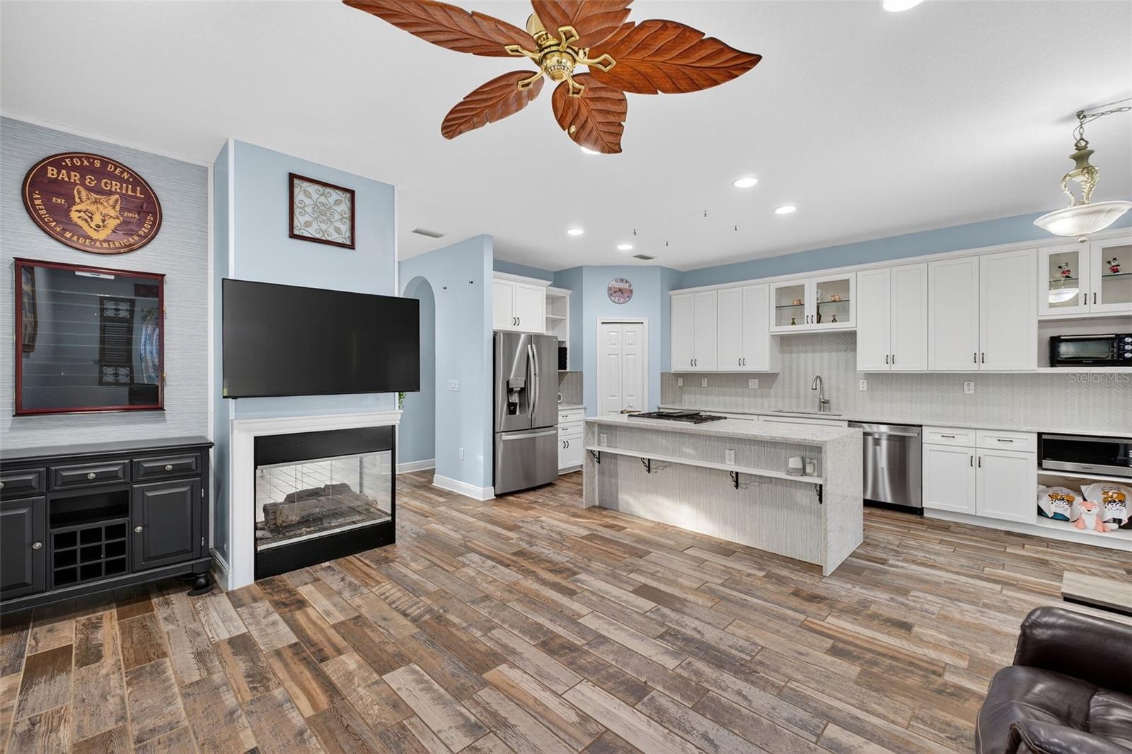 3229 GARDNER OAKS LN