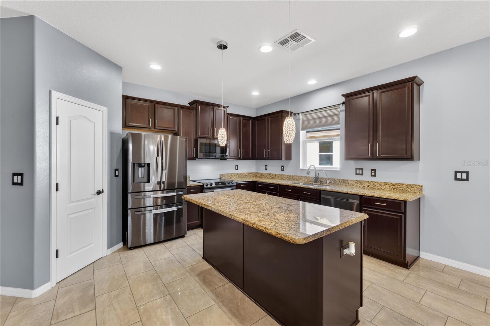 640 BRIDGEFORD CROSSING BLVD