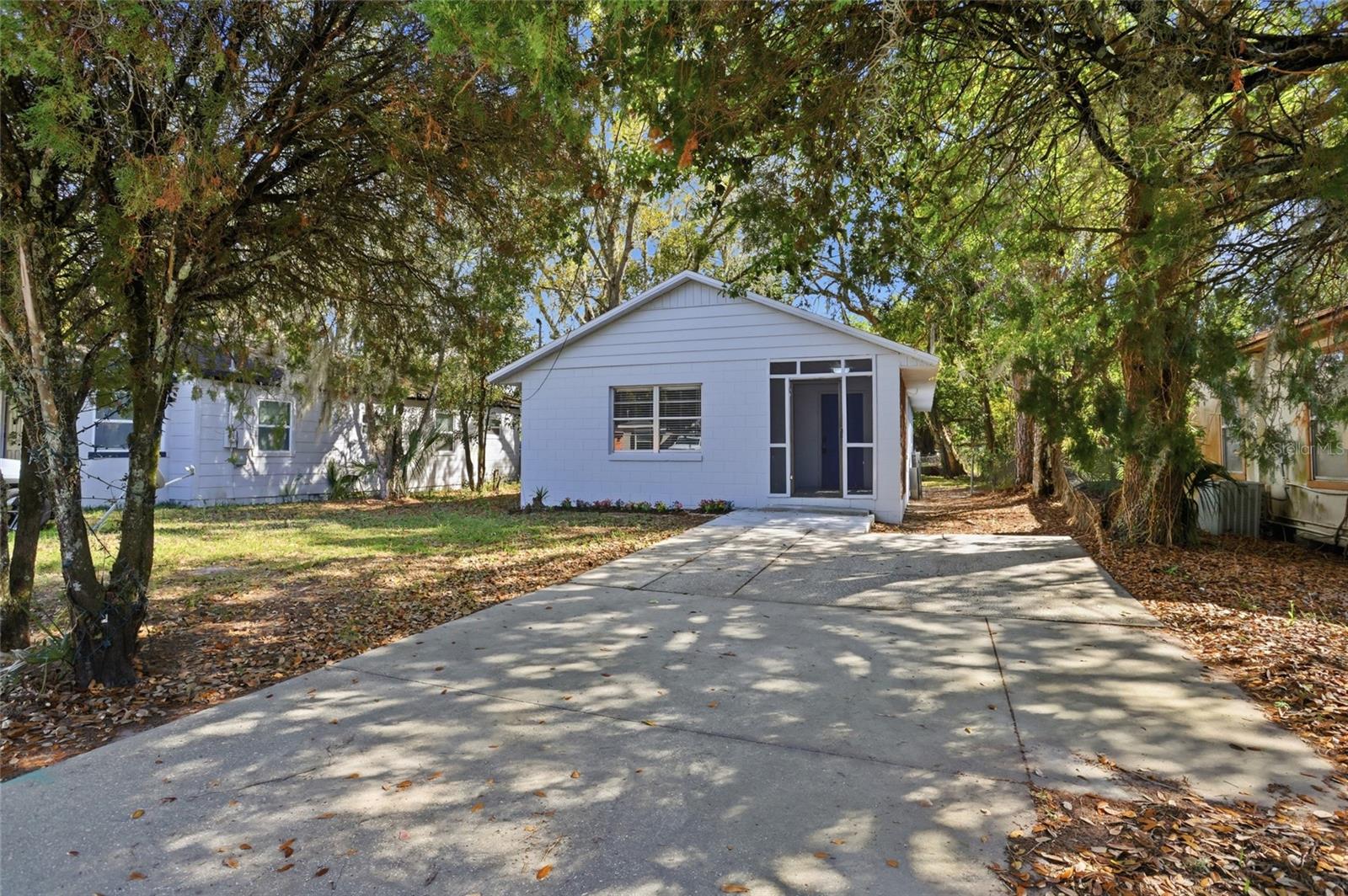 2014 BATES AVE
