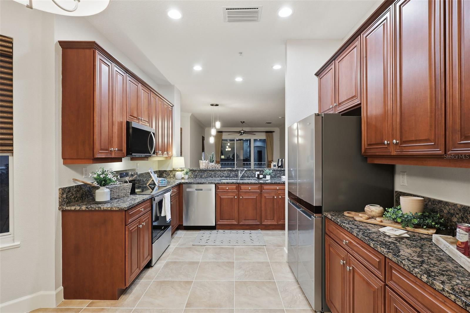 15 OCEAN CREST WAY #1315