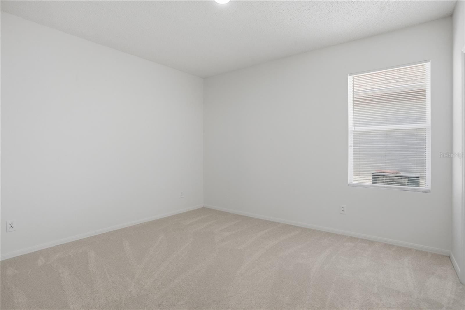 433 SUNSET VIEW DR
