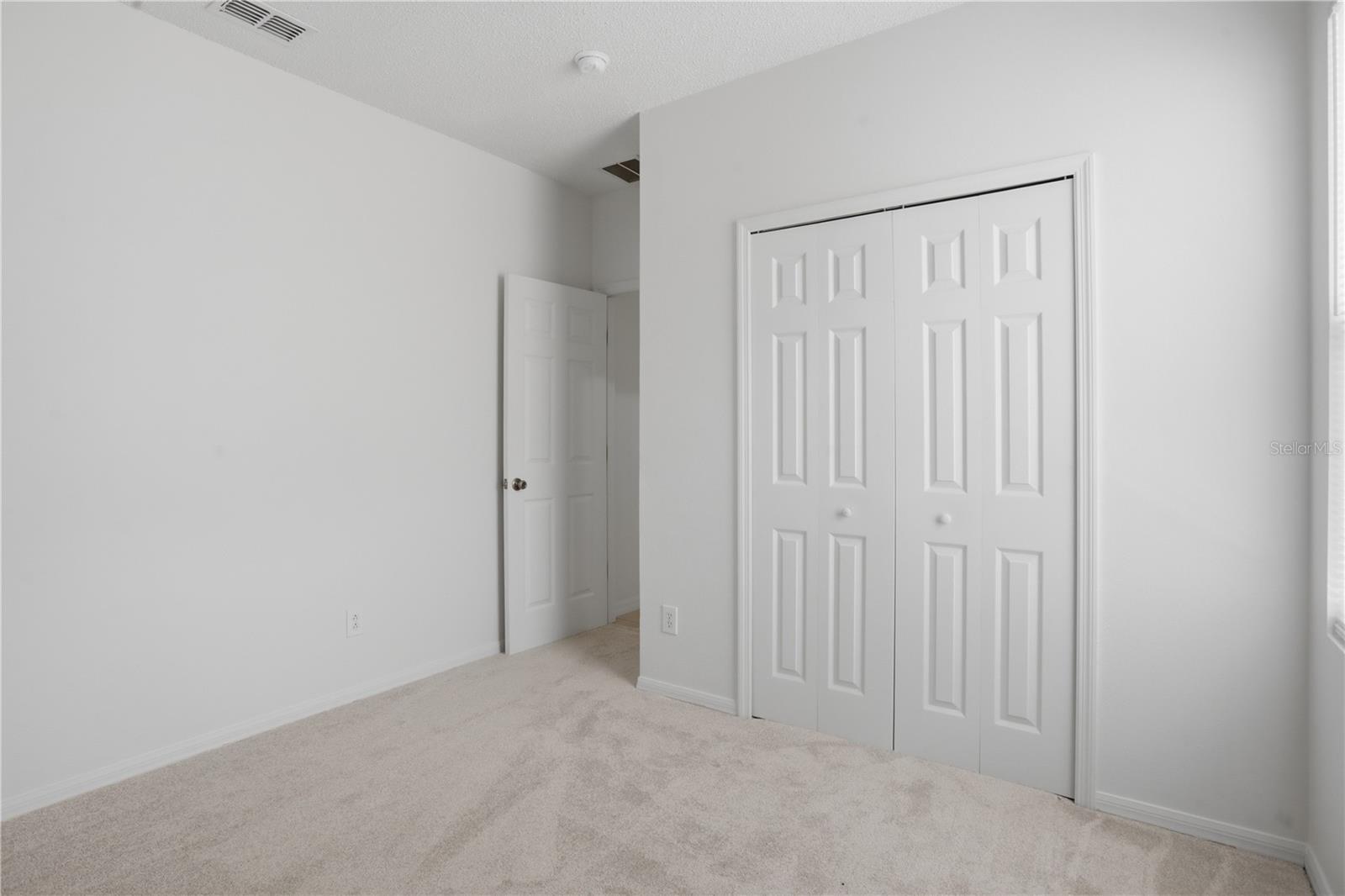 433 SUNSET VIEW DR