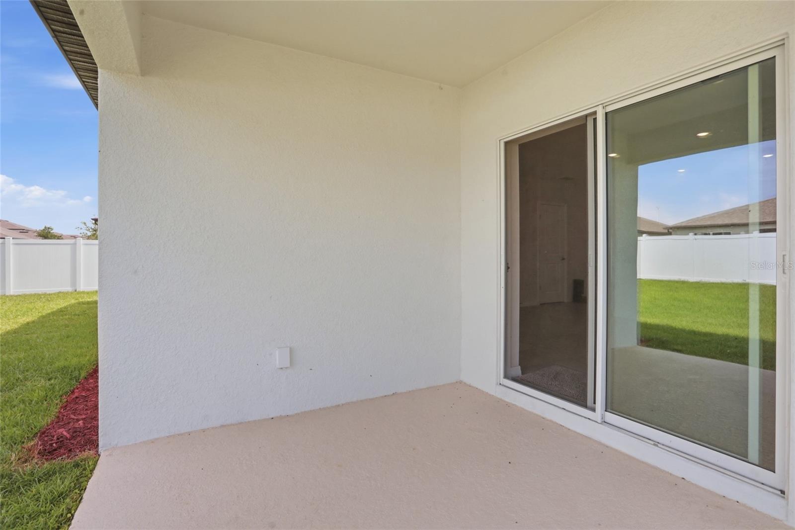 1137 MICHELANGELO LN