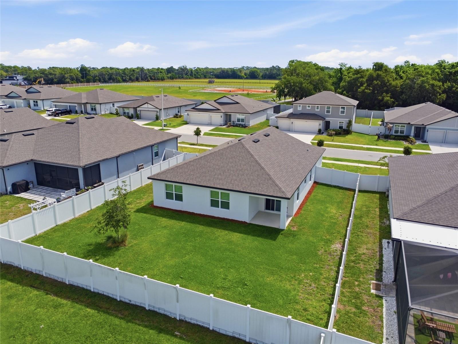 1137 MICHELANGELO LN