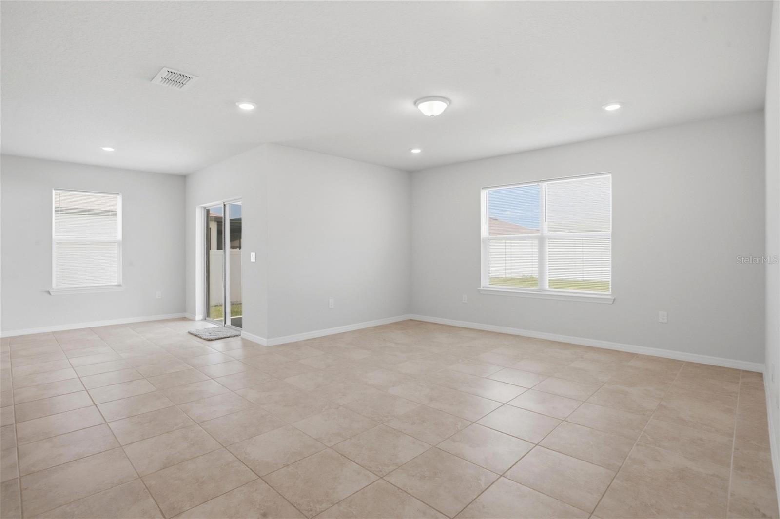1137 MICHELANGELO LN