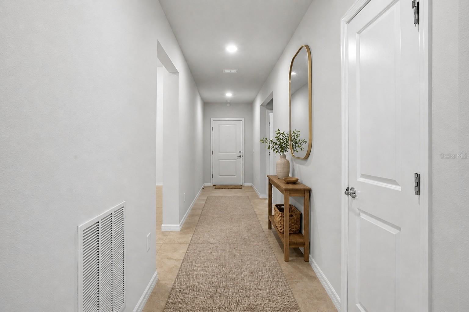 1137 MICHELANGELO LN