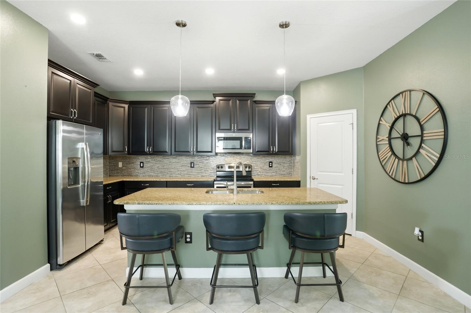 4838 CORTLAND DR