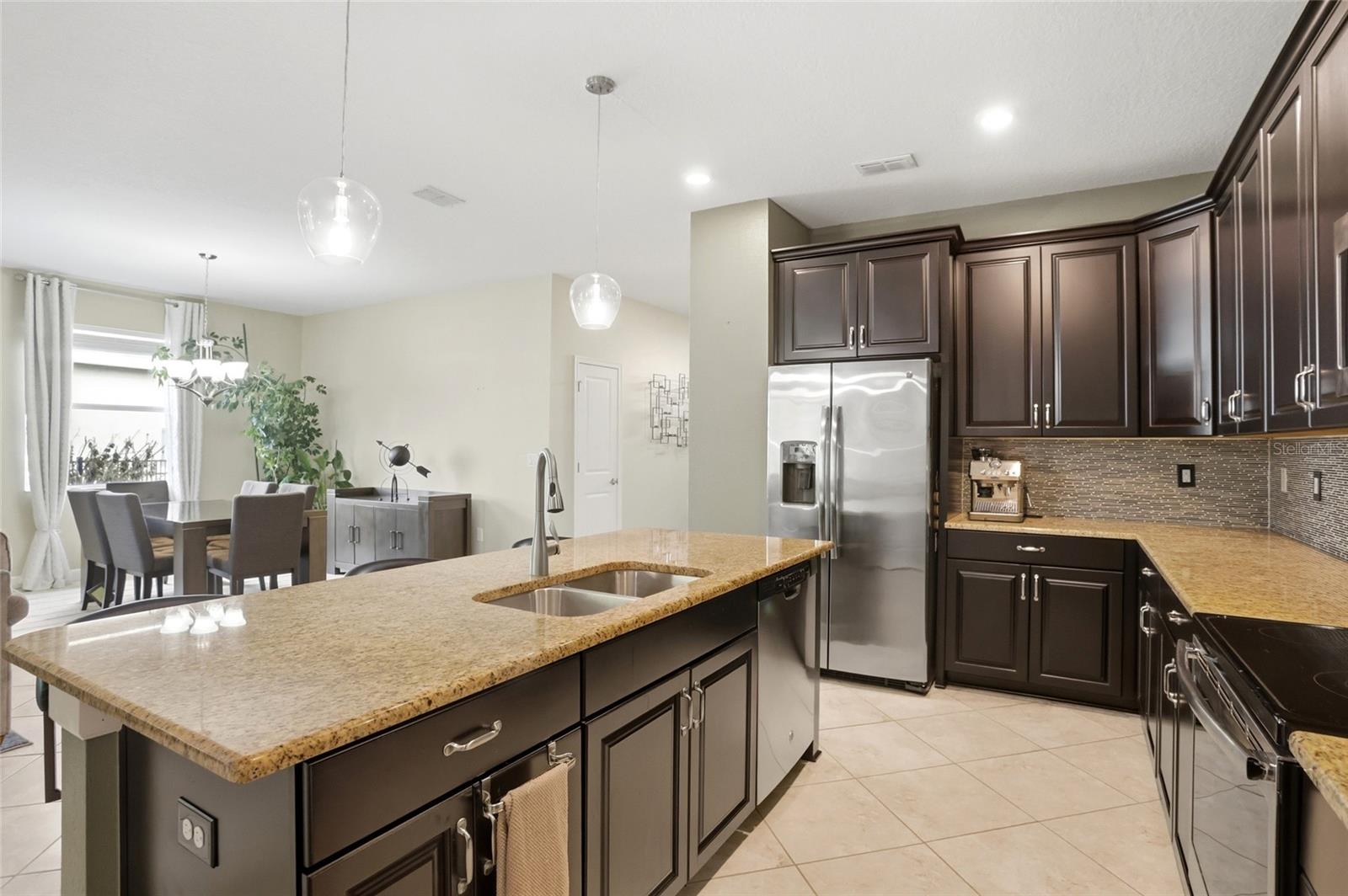 4838 CORTLAND DR