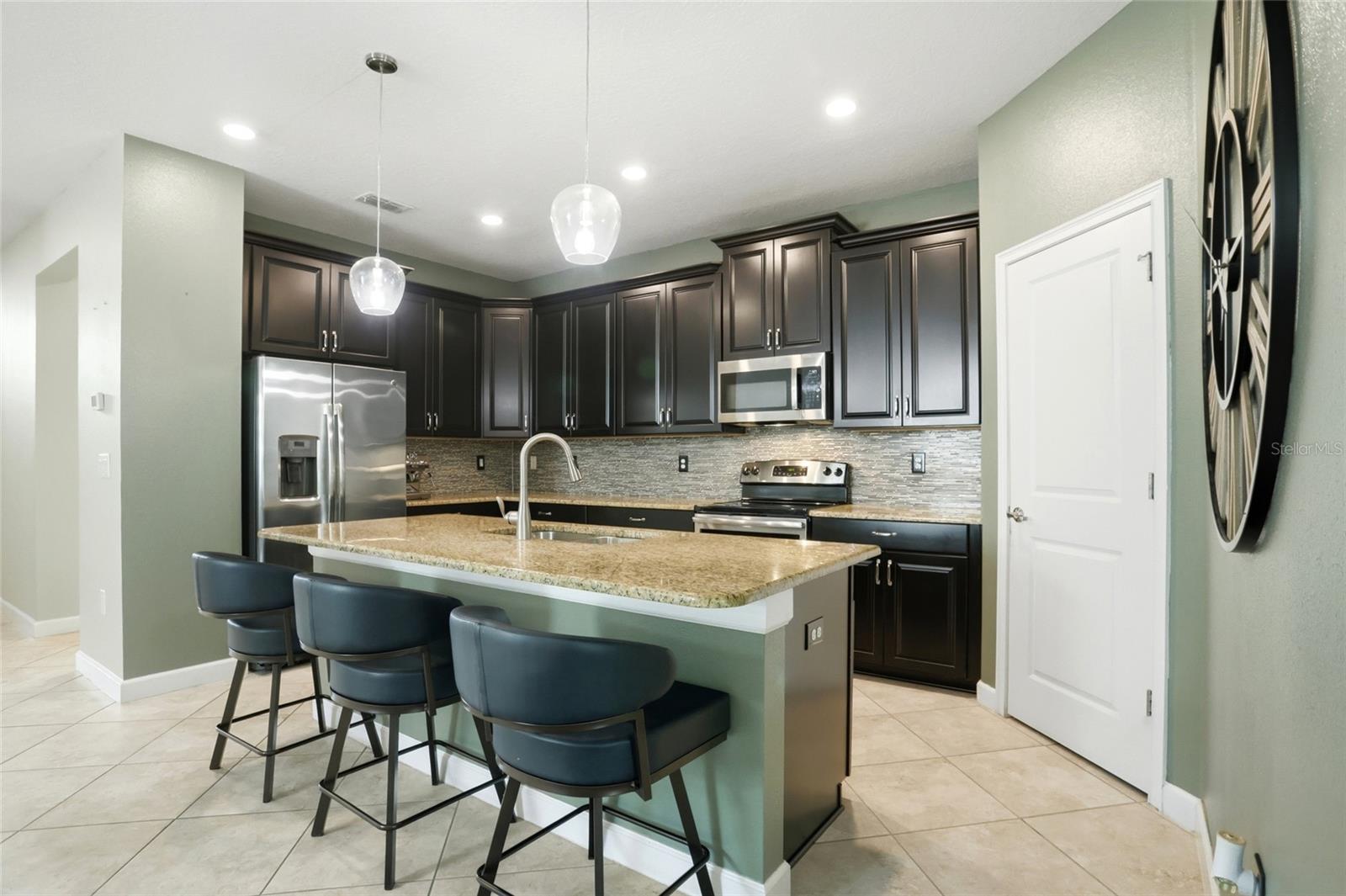 4838 CORTLAND DR