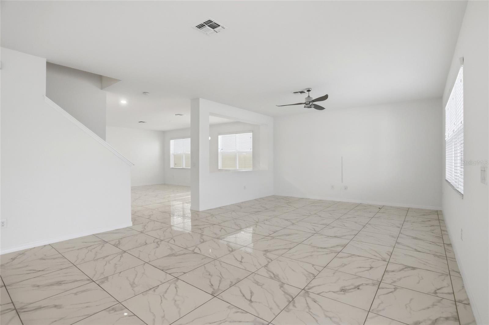1134 AUGUSTUS DR