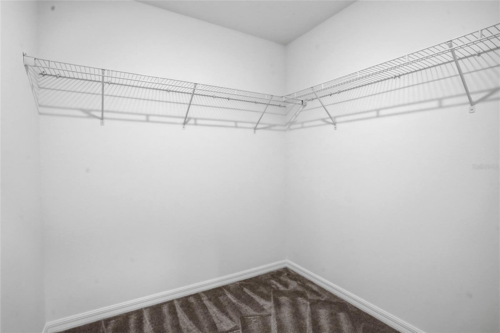 1134 AUGUSTUS DR