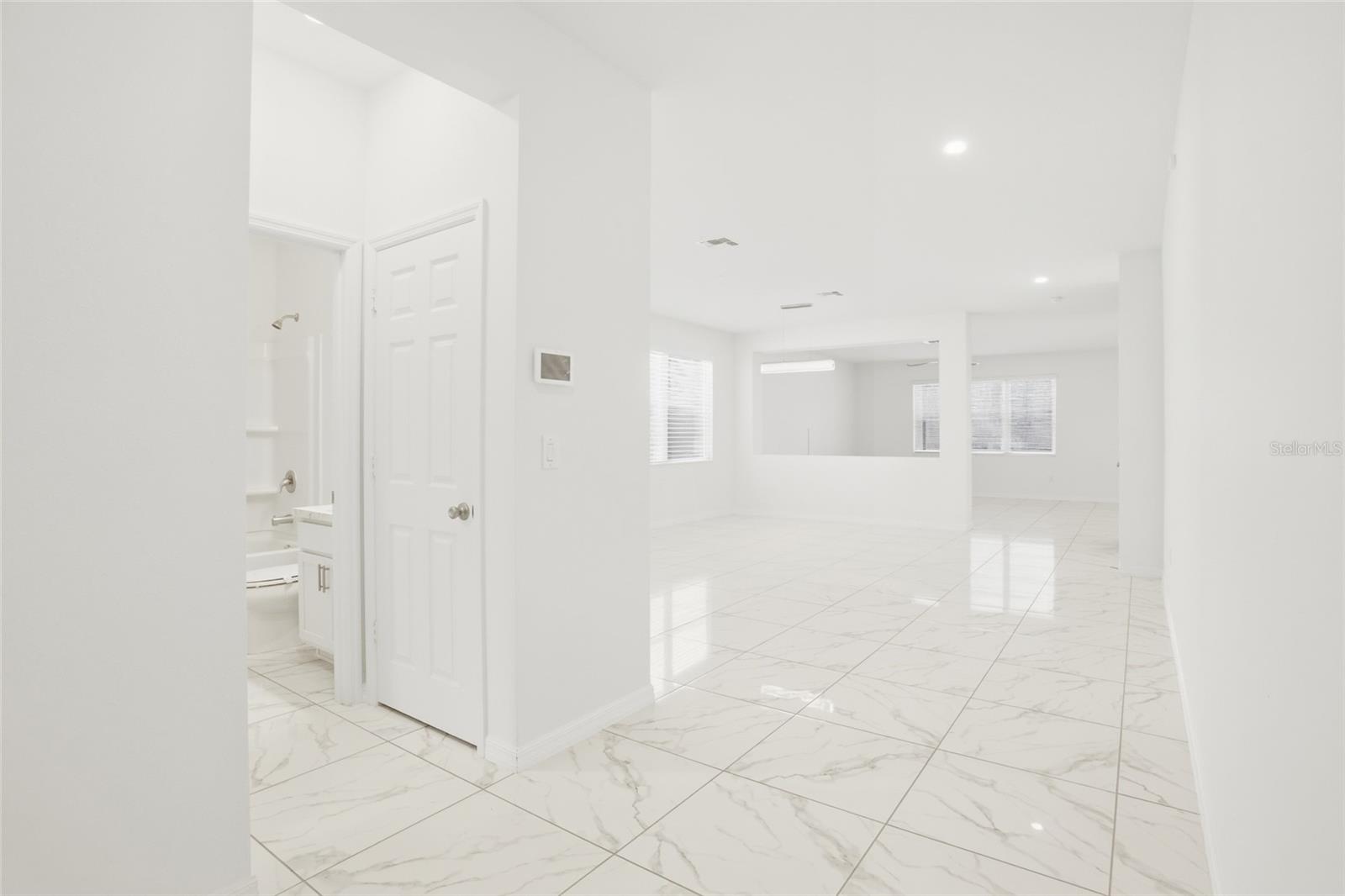 1134 AUGUSTUS DR