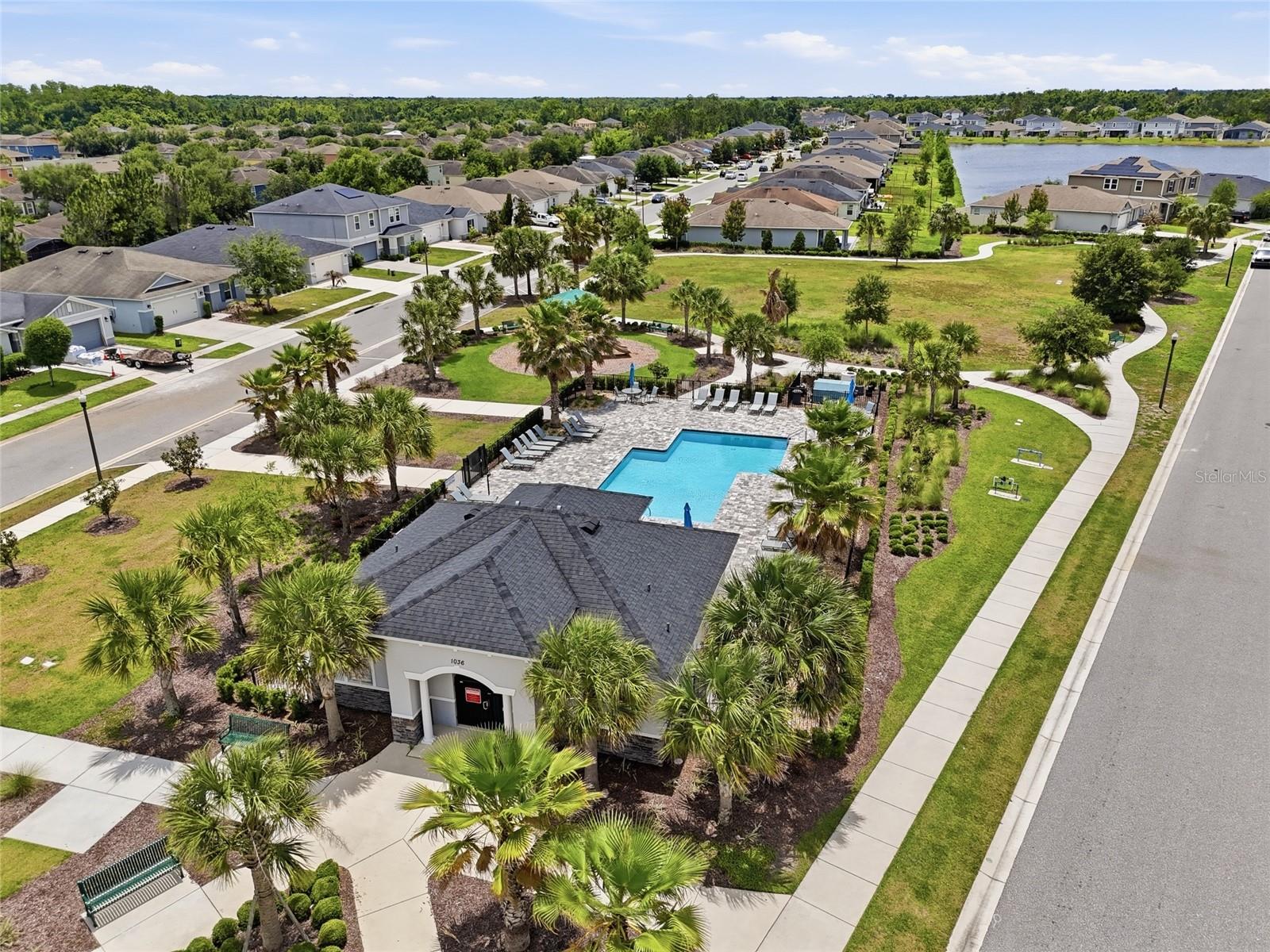 1134 AUGUSTUS DR