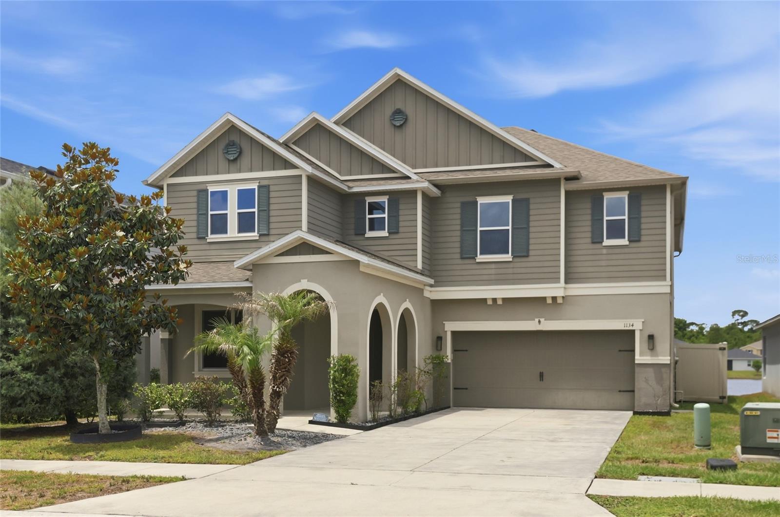 1134 AUGUSTUS DR