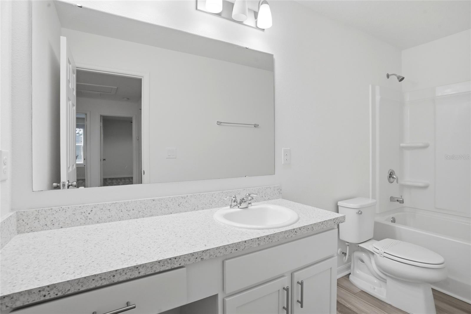 1134 AUGUSTUS DR
