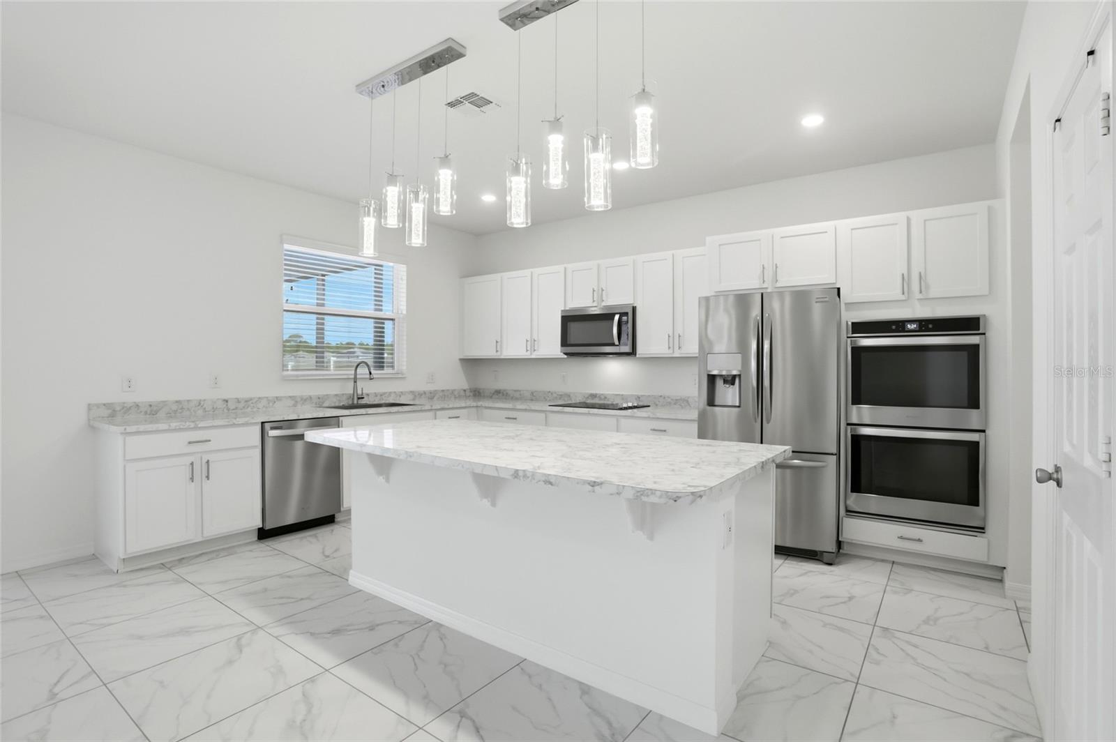1134 AUGUSTUS DR