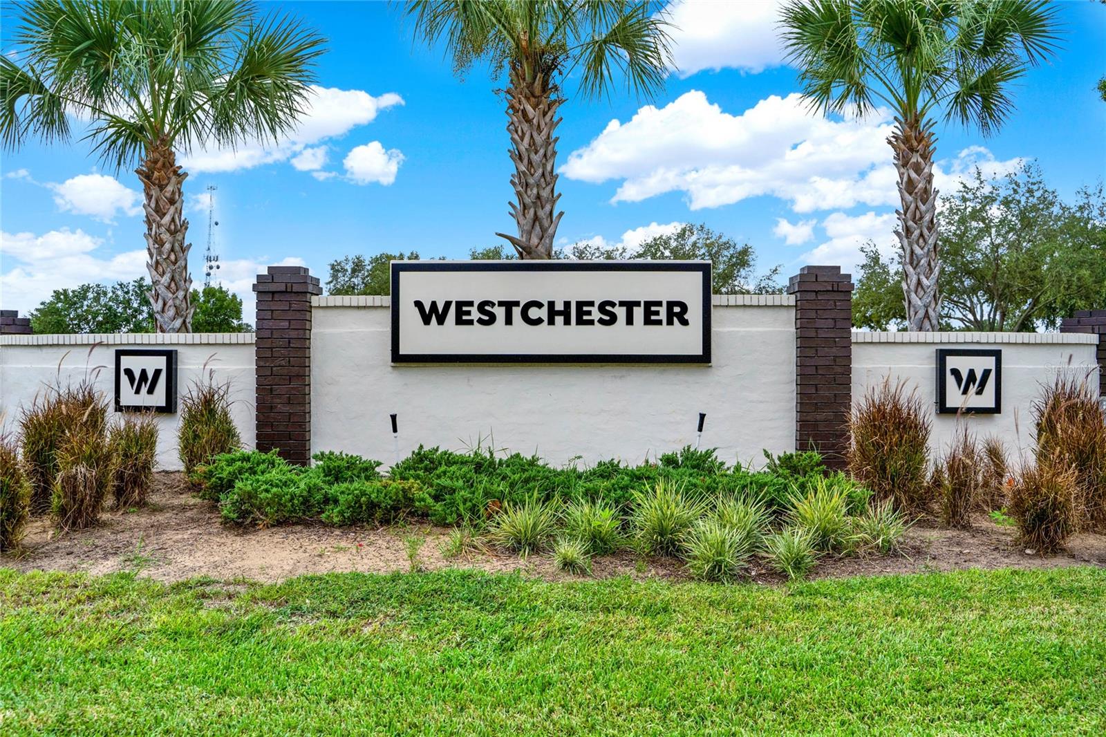 1746 WESTMINSTER TRL