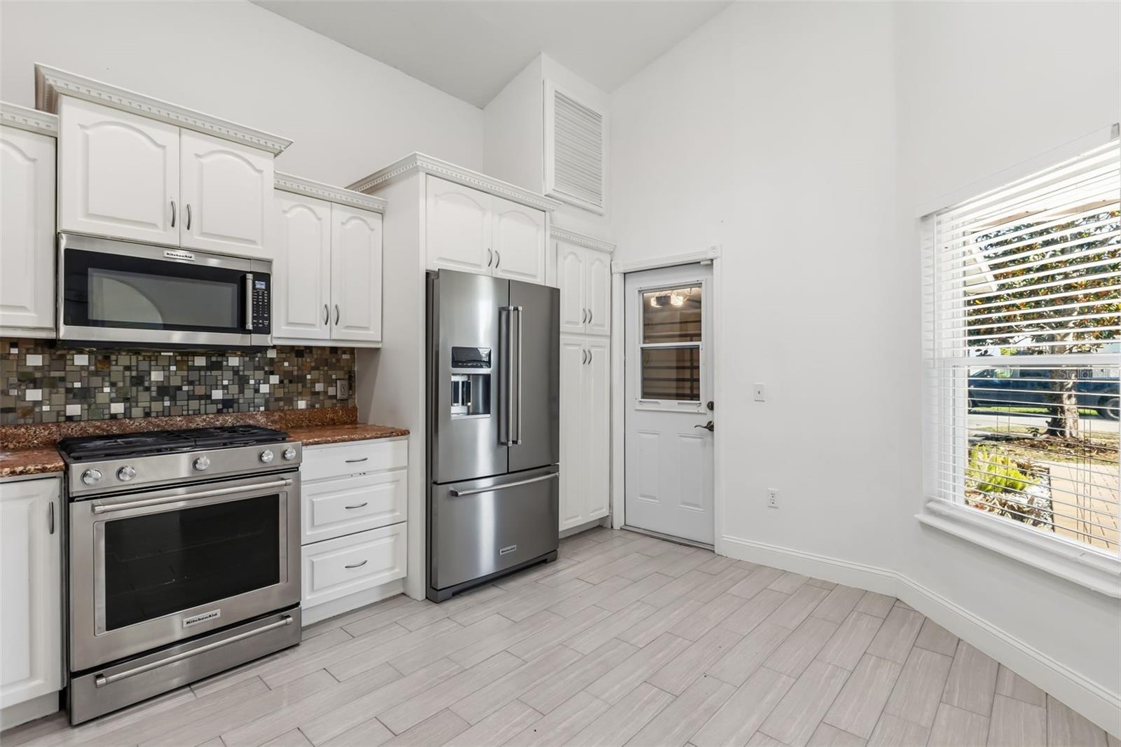 1746 WESTMINSTER TRL