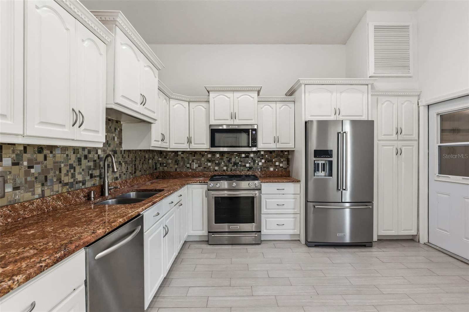 1746 WESTMINSTER TRL