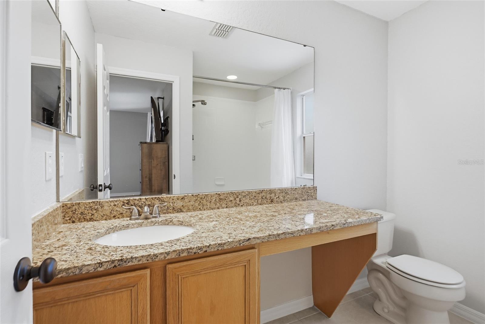 122 CAPRI DR #122