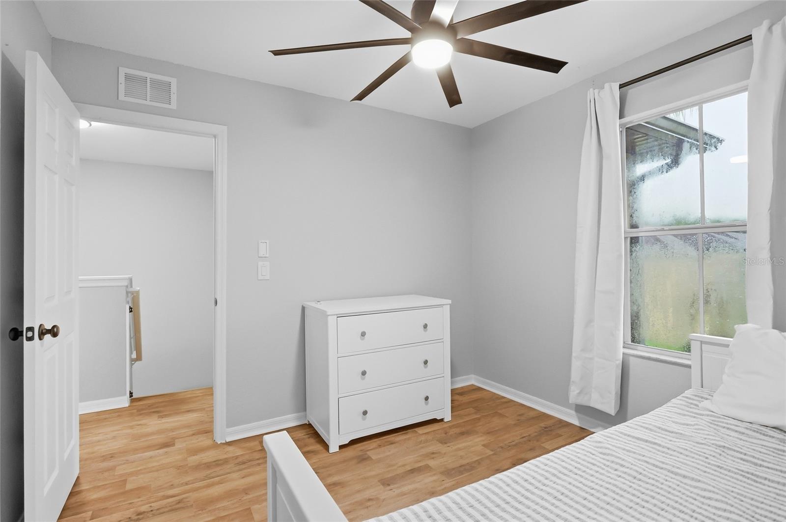 122 CAPRI DR #122