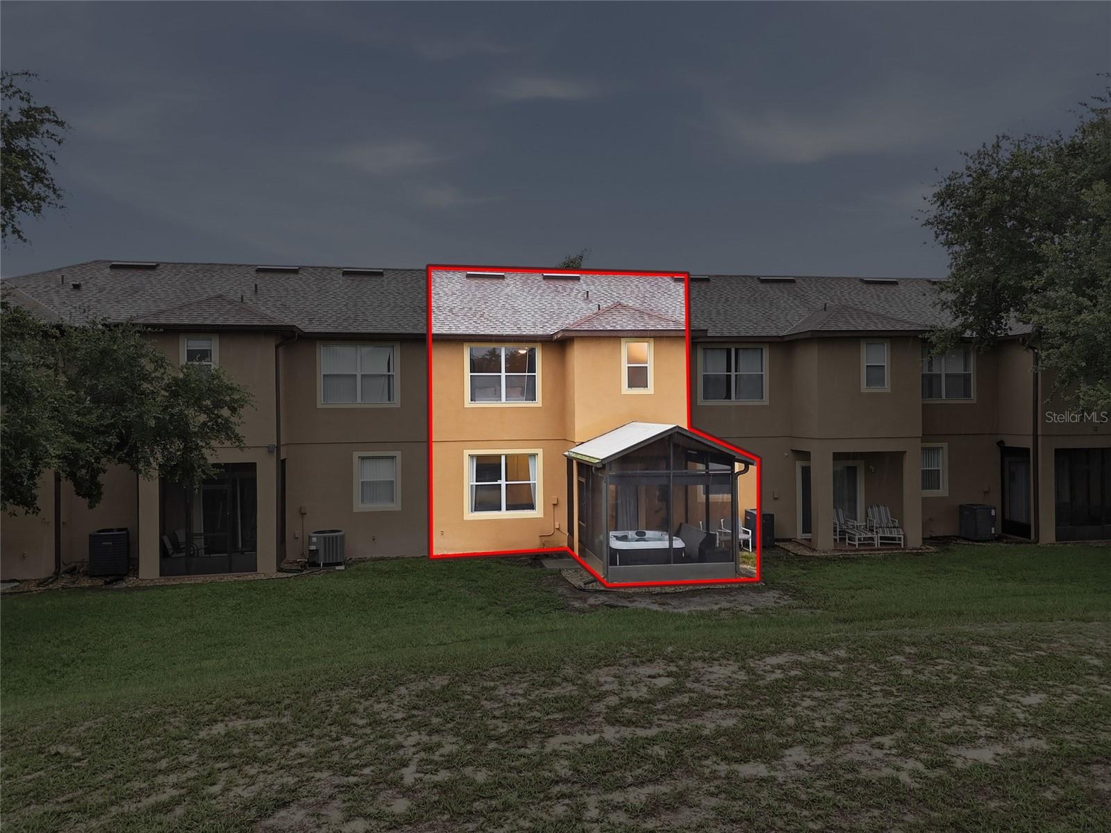 122 CAPRI DR #122
