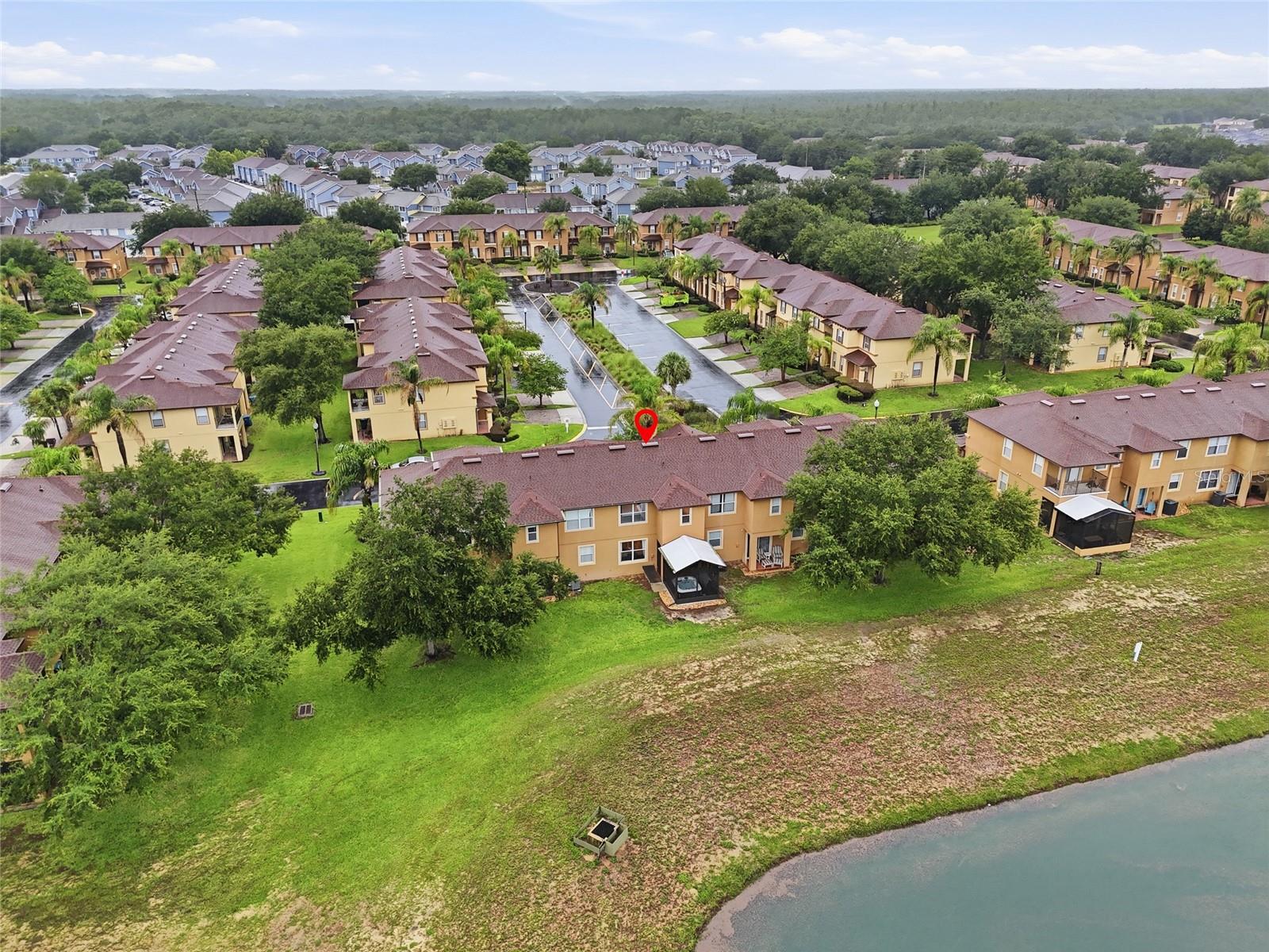122 CAPRI DR #122