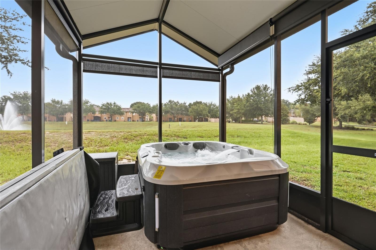 122 CAPRI DR #122