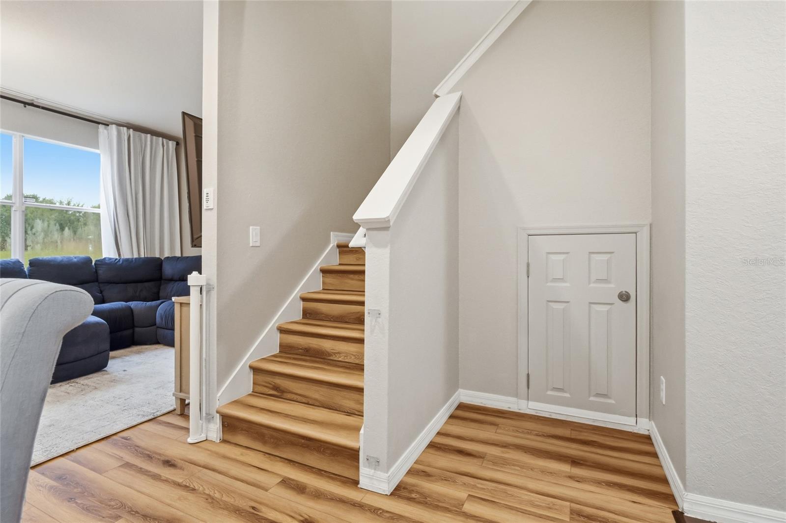 122 CAPRI DR #122