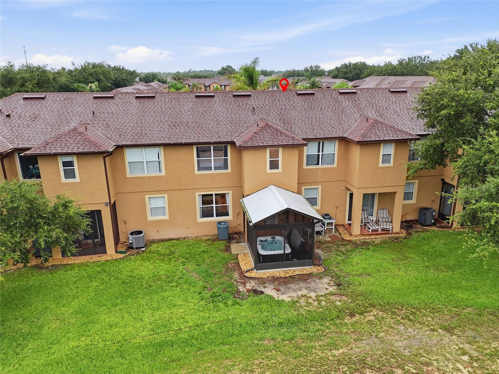 122 CAPRI DR #122
