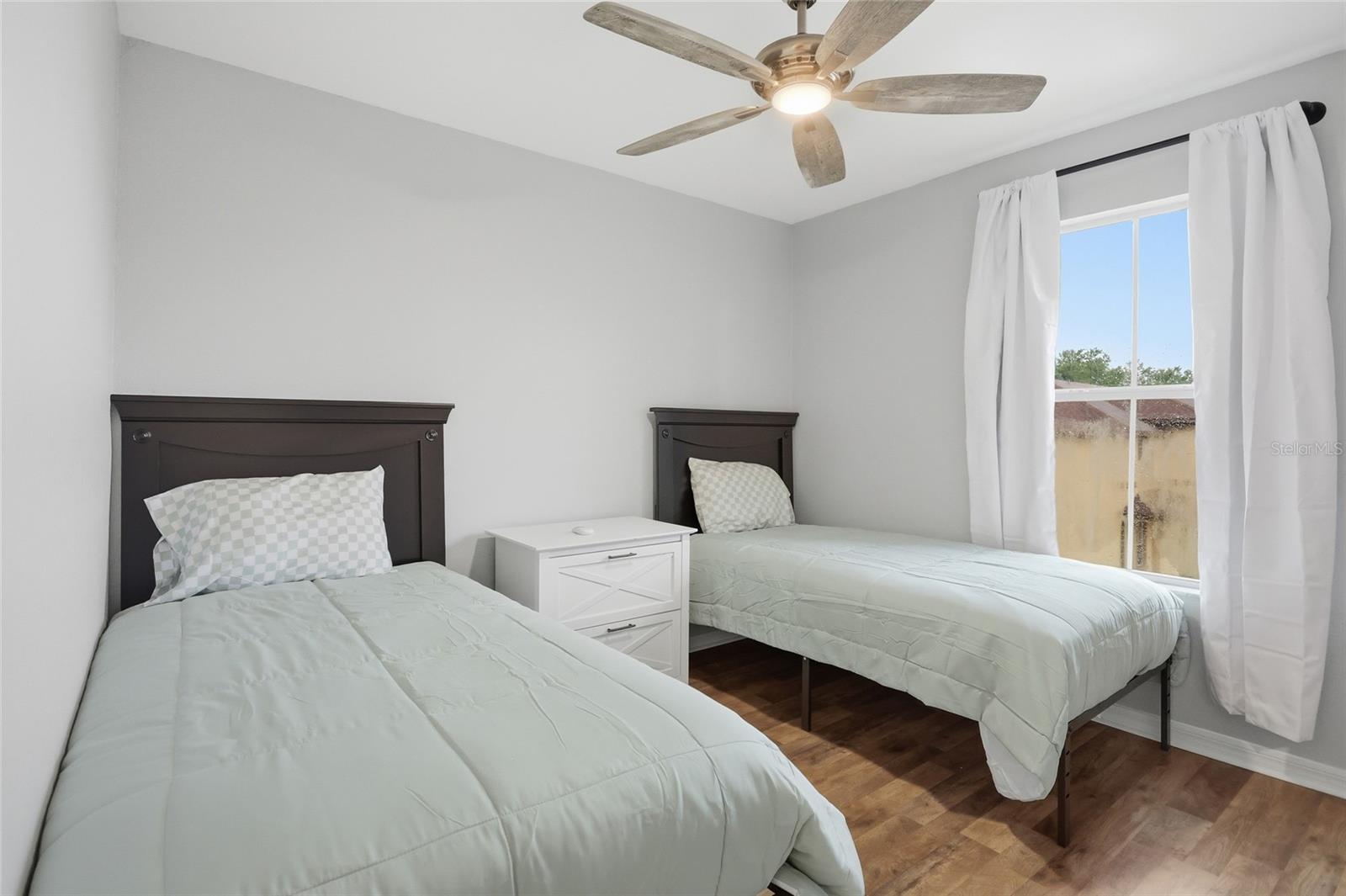 122 CAPRI DR #122