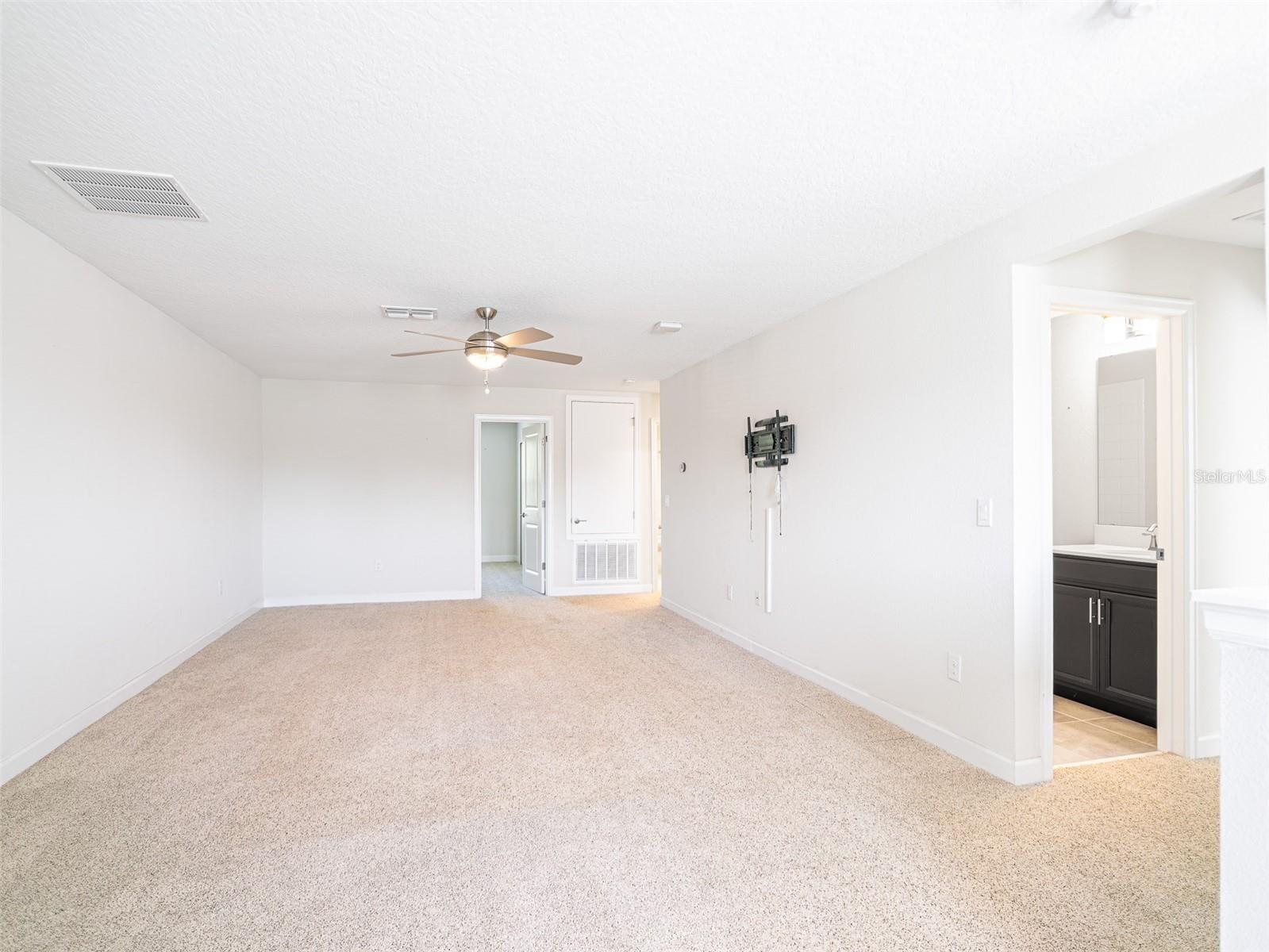 491 BRUNSWICK DR