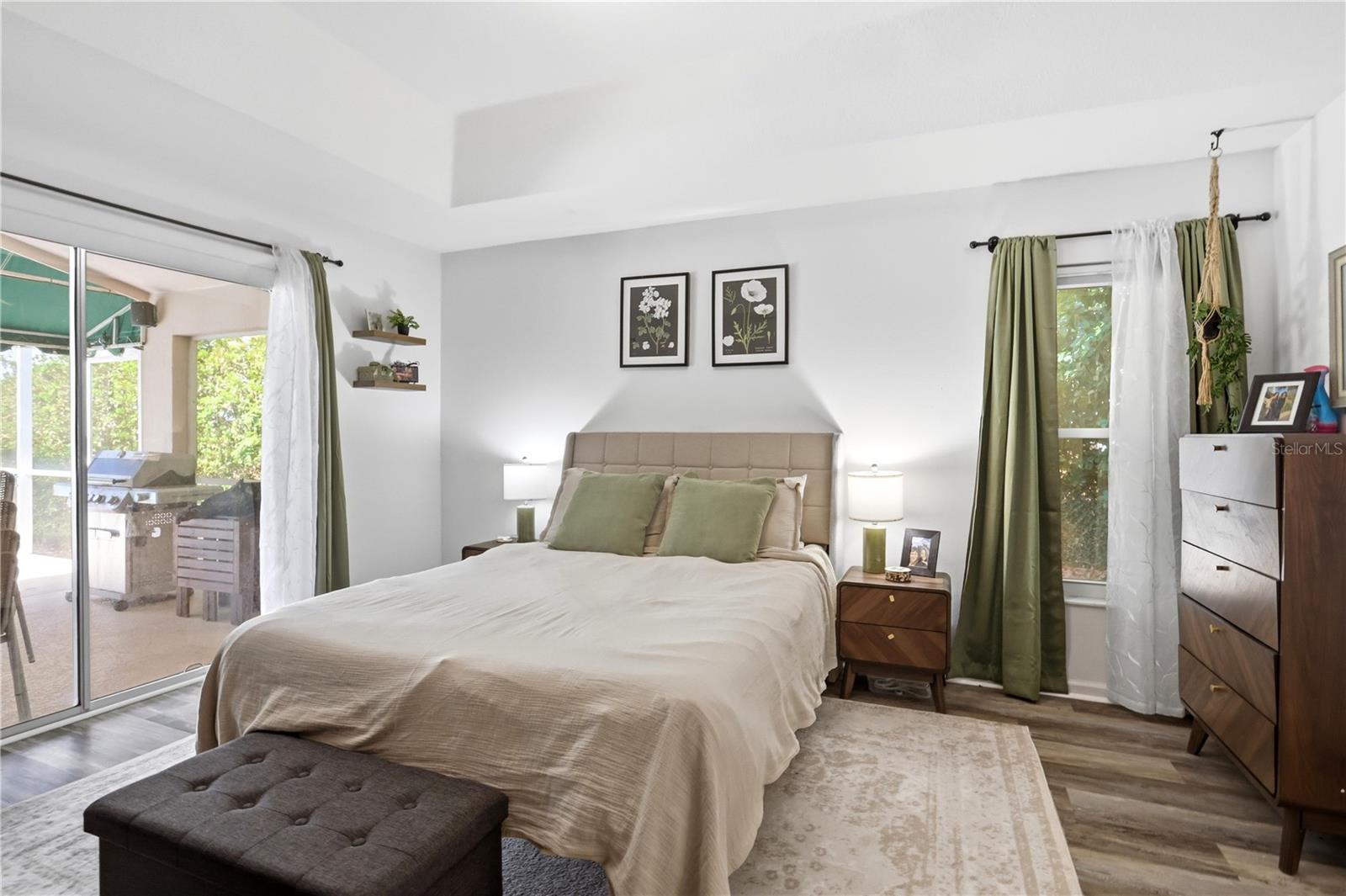 13706 VIA ROMA CIR