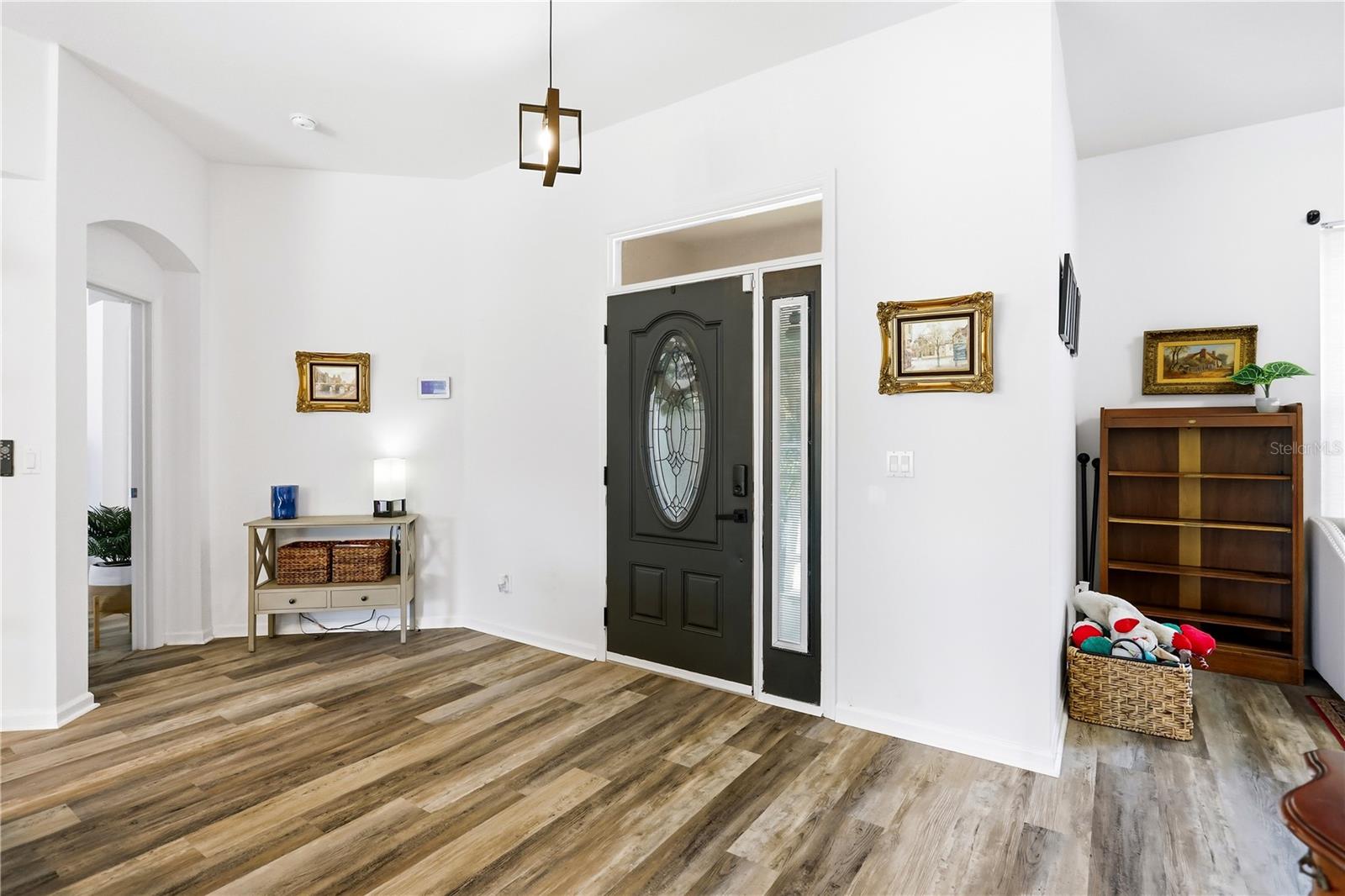 13706 VIA ROMA CIR