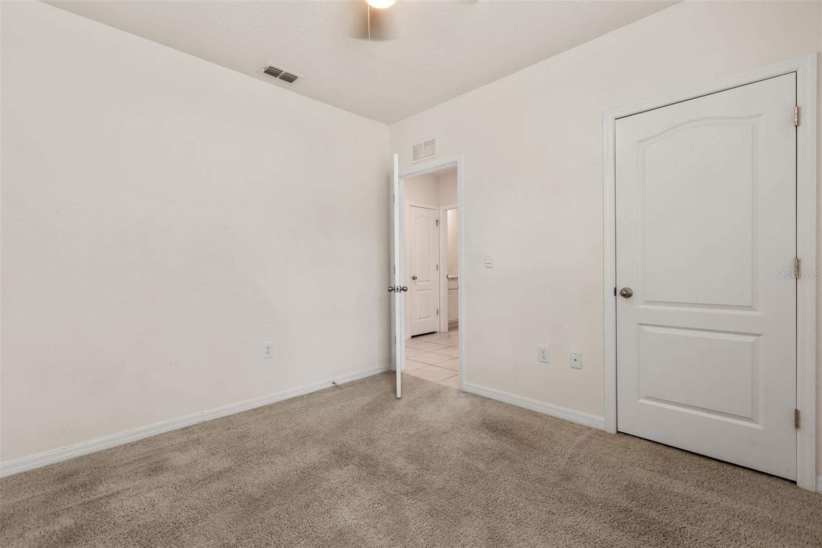 289 GINA LN