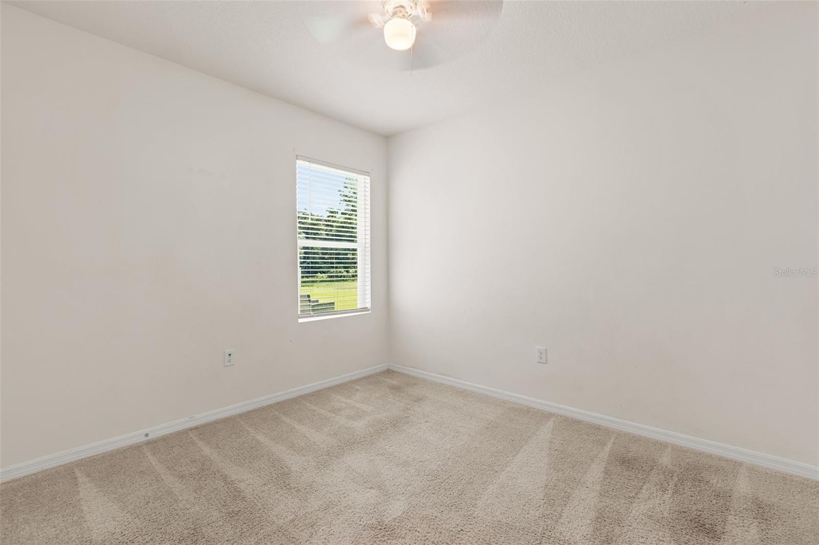 289 GINA LN