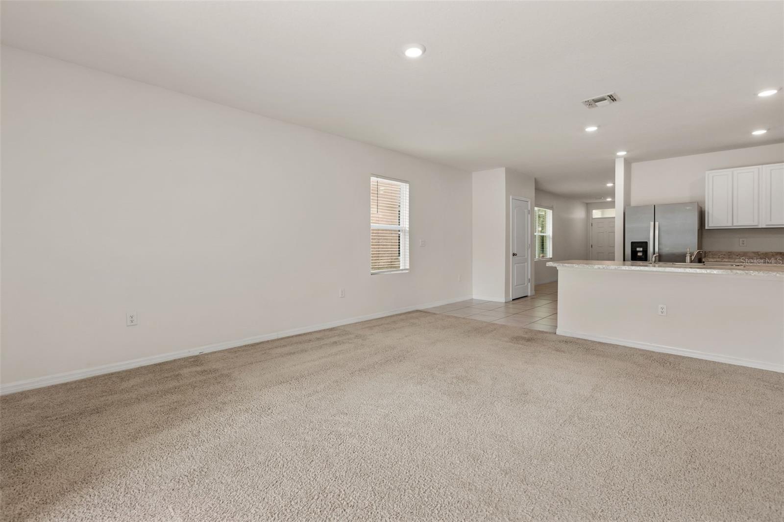 289 GINA LN