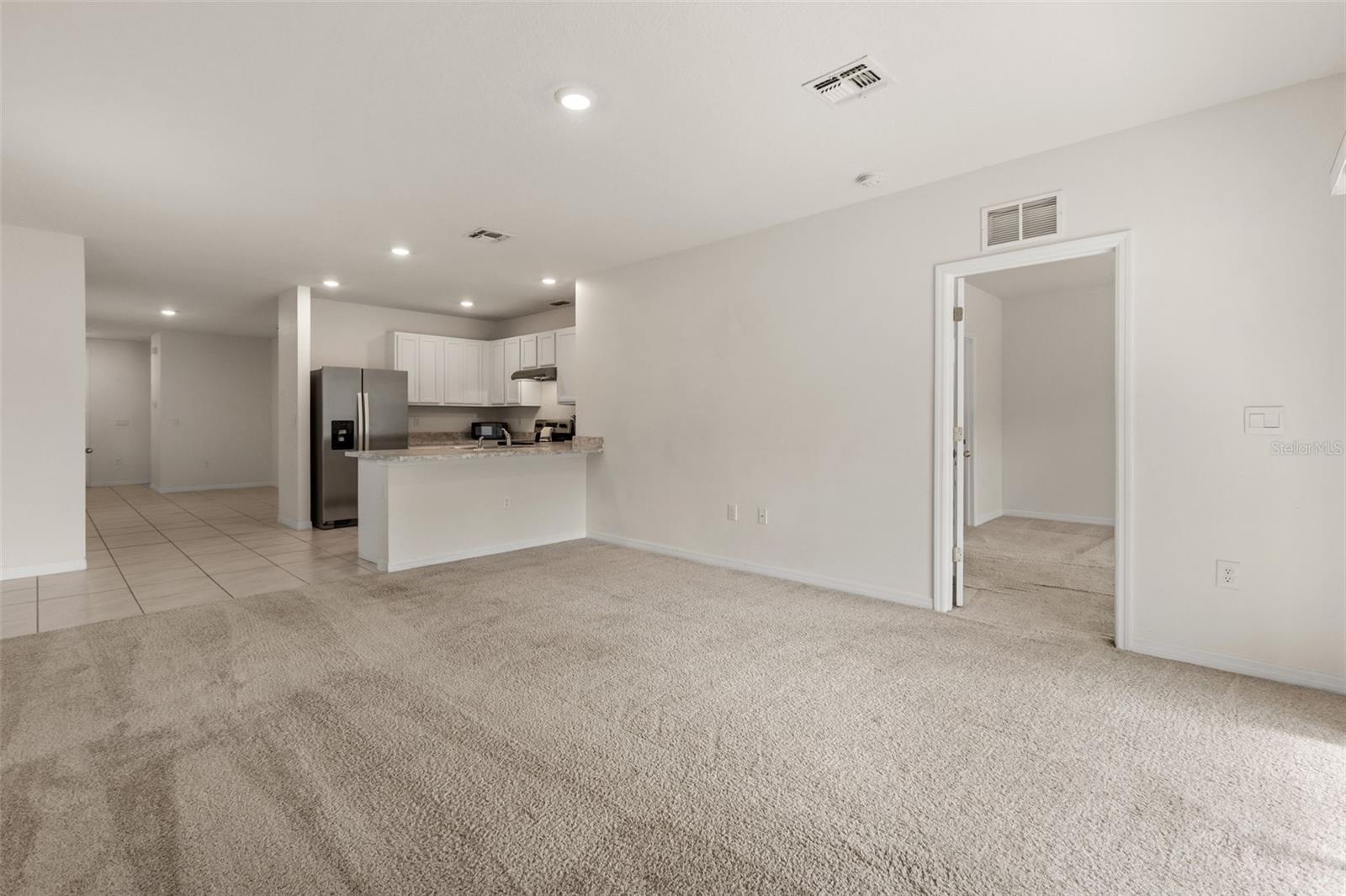 289 GINA LN