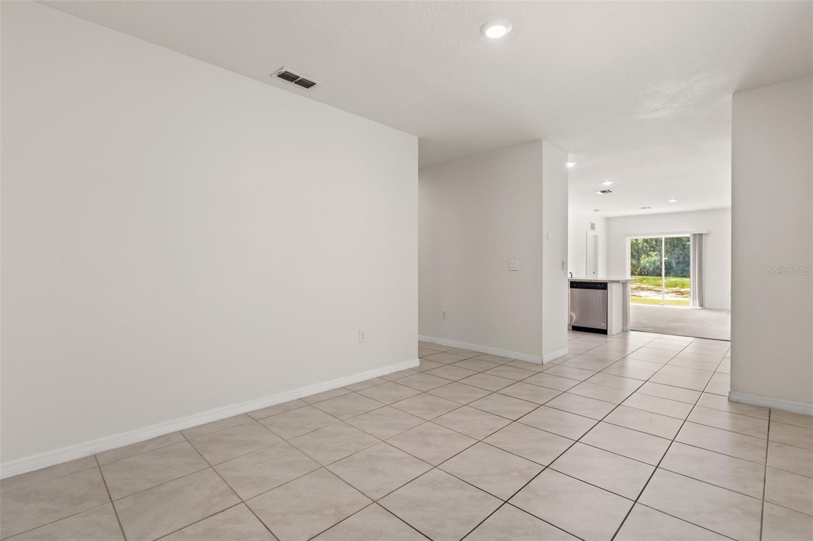 289 GINA LN