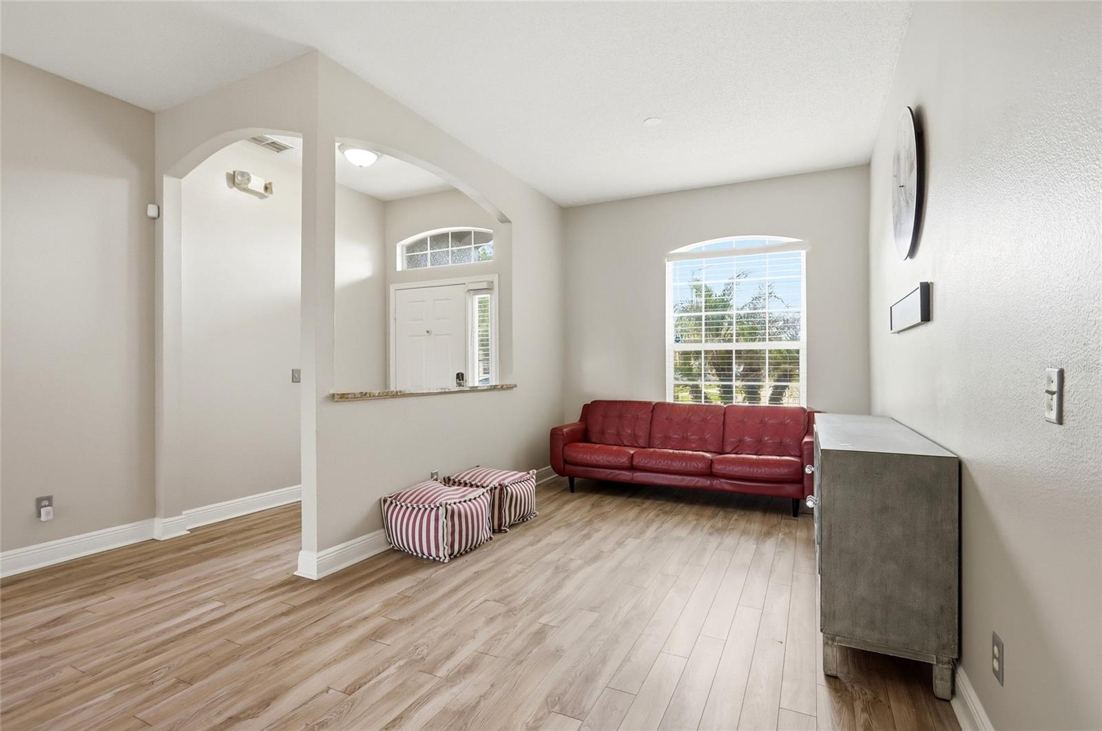 340 BALLYSHANNON DR