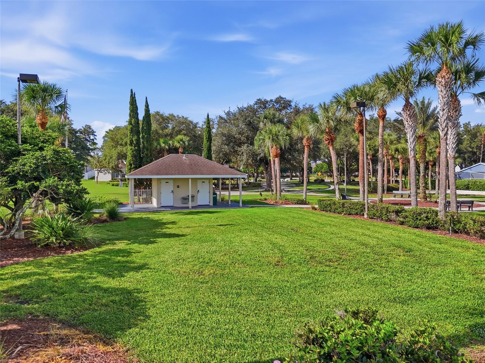 340 BALLYSHANNON DR