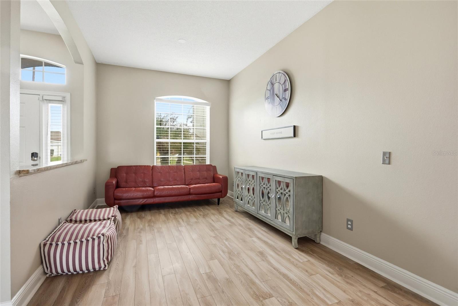 340 BALLYSHANNON DR