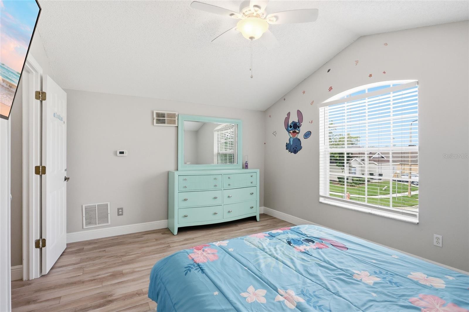 340 BALLYSHANNON DR