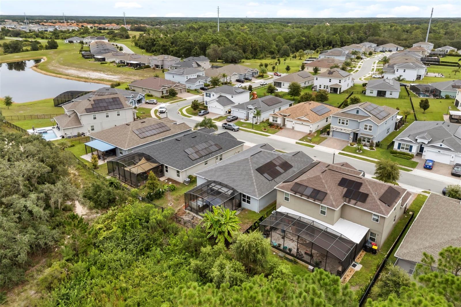 2537 CAMDEN PARK CIR