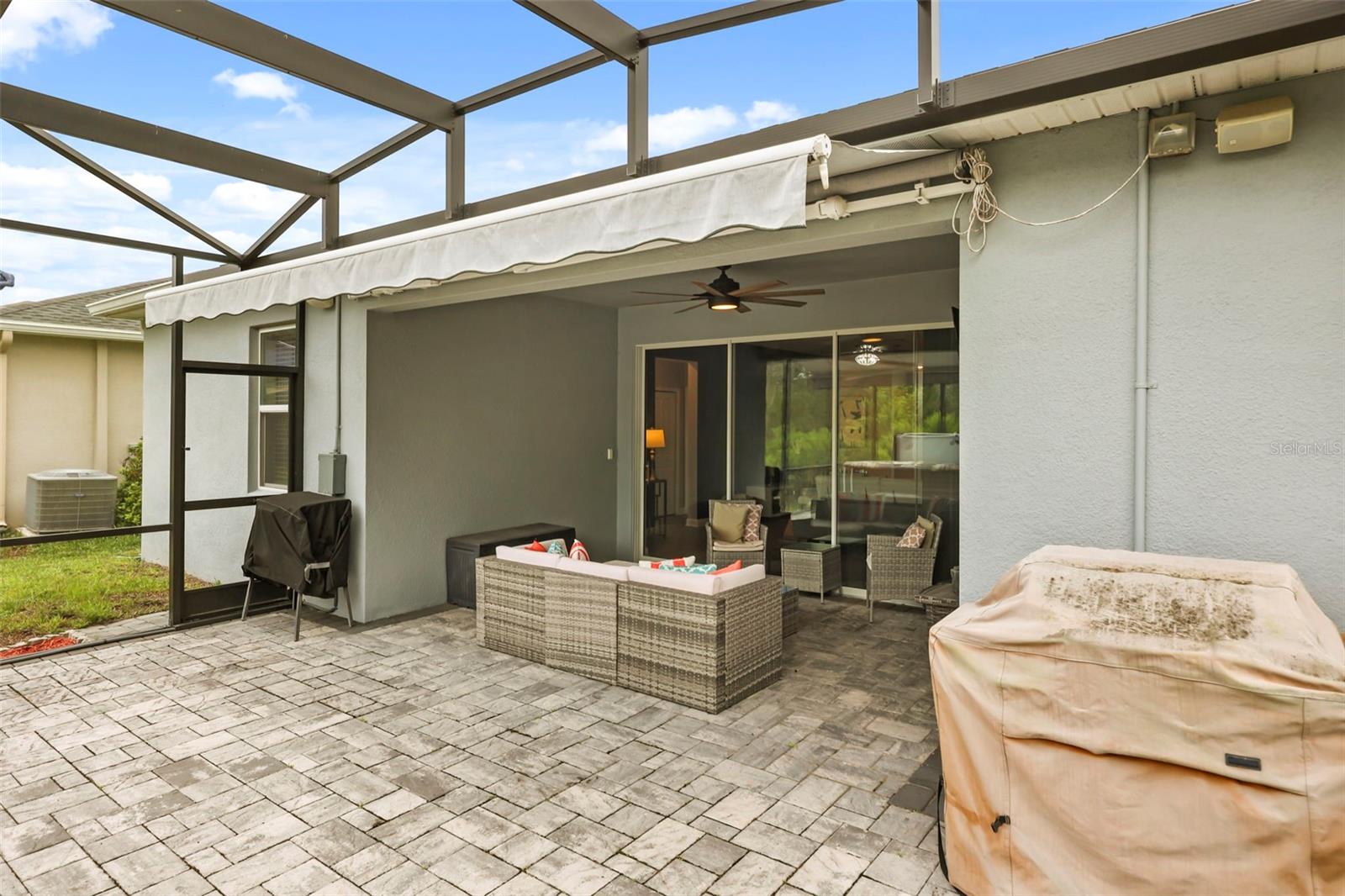 2537 CAMDEN PARK CIR