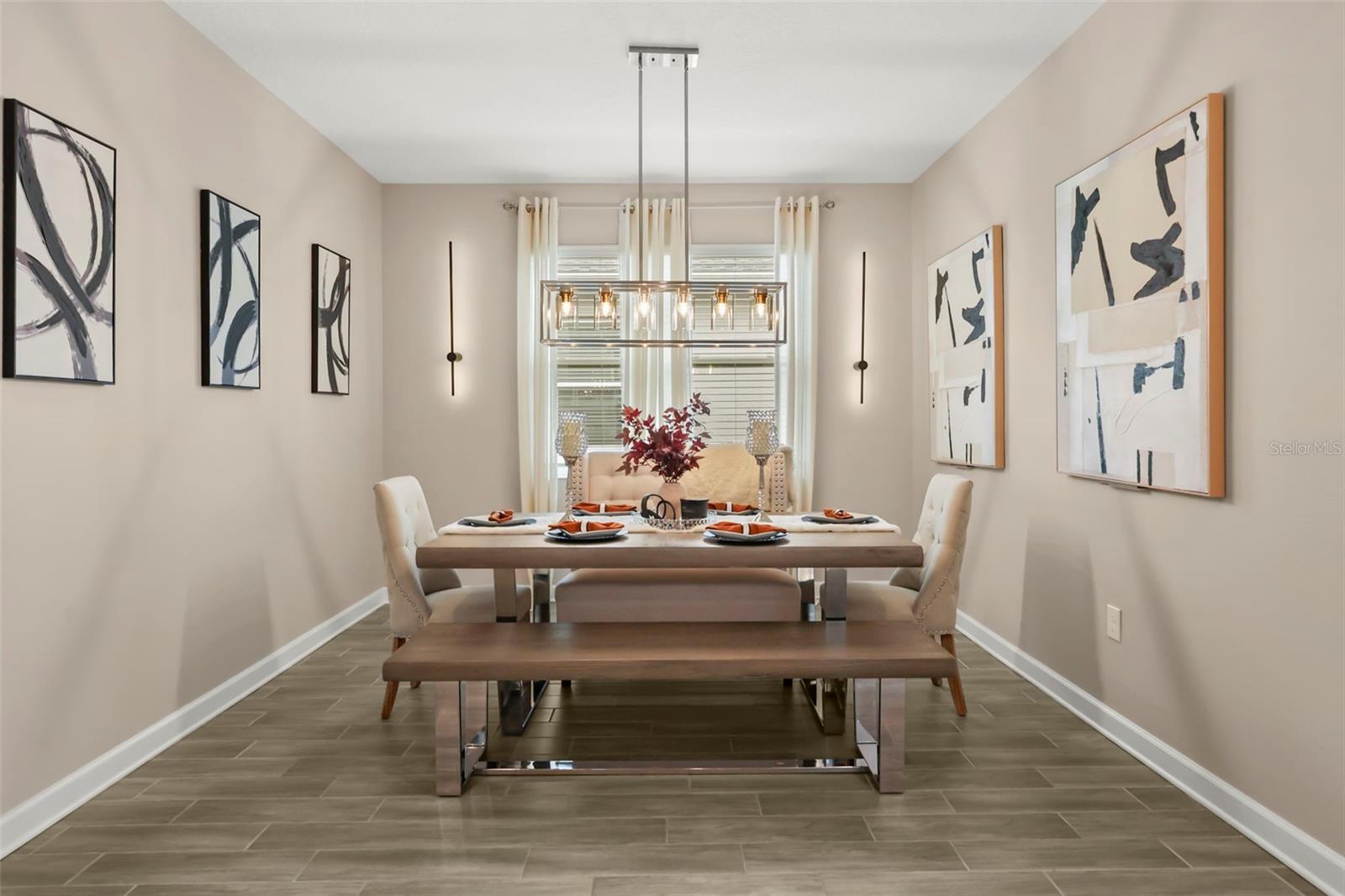 2537 CAMDEN PARK CIR