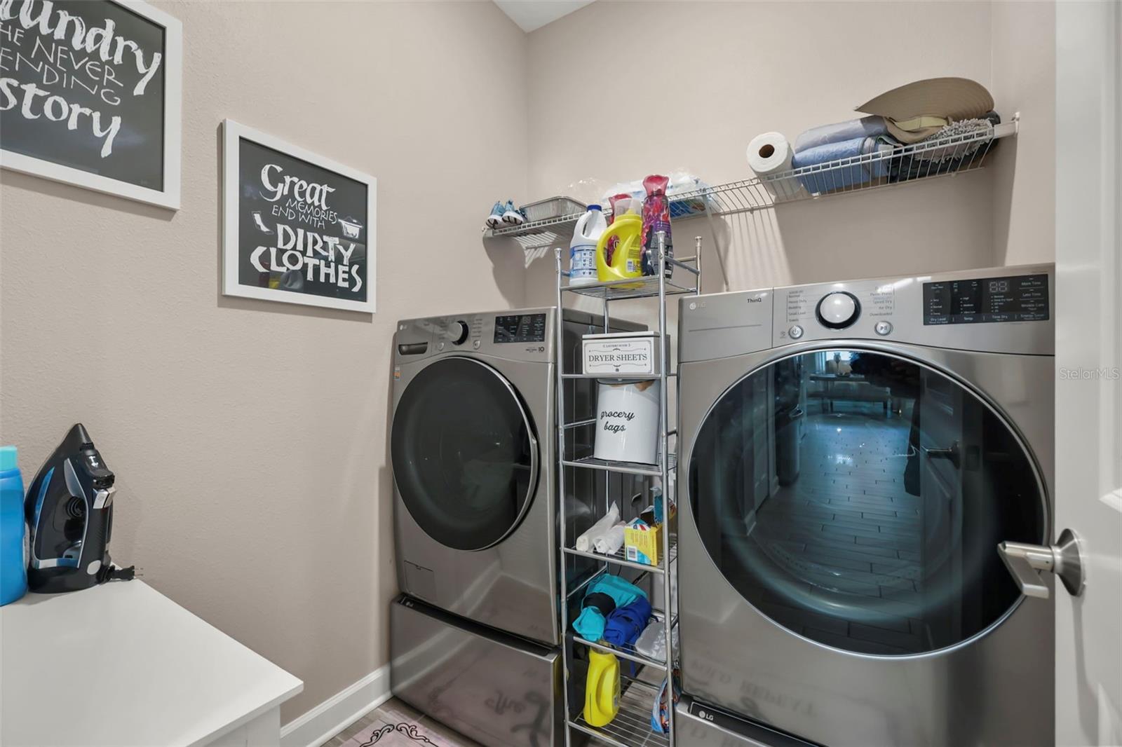 2537 CAMDEN PARK CIR
