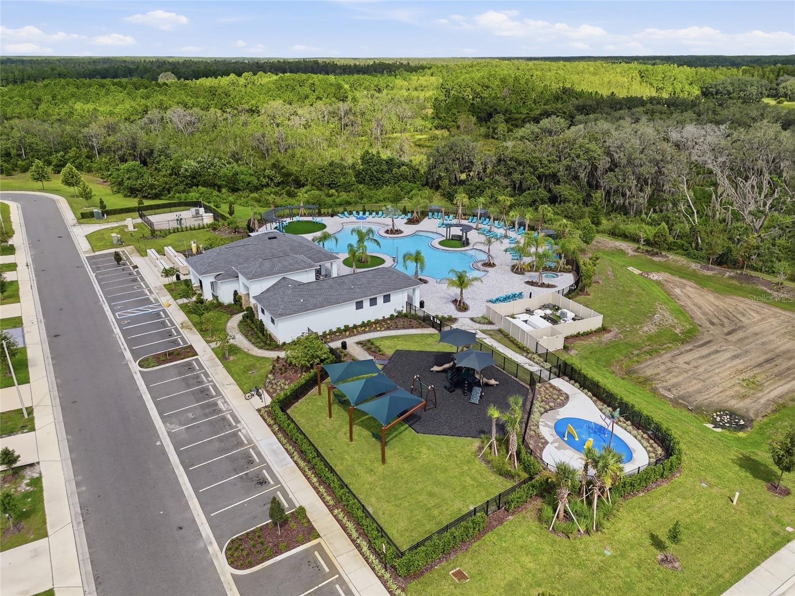 2815 MOULIN RD