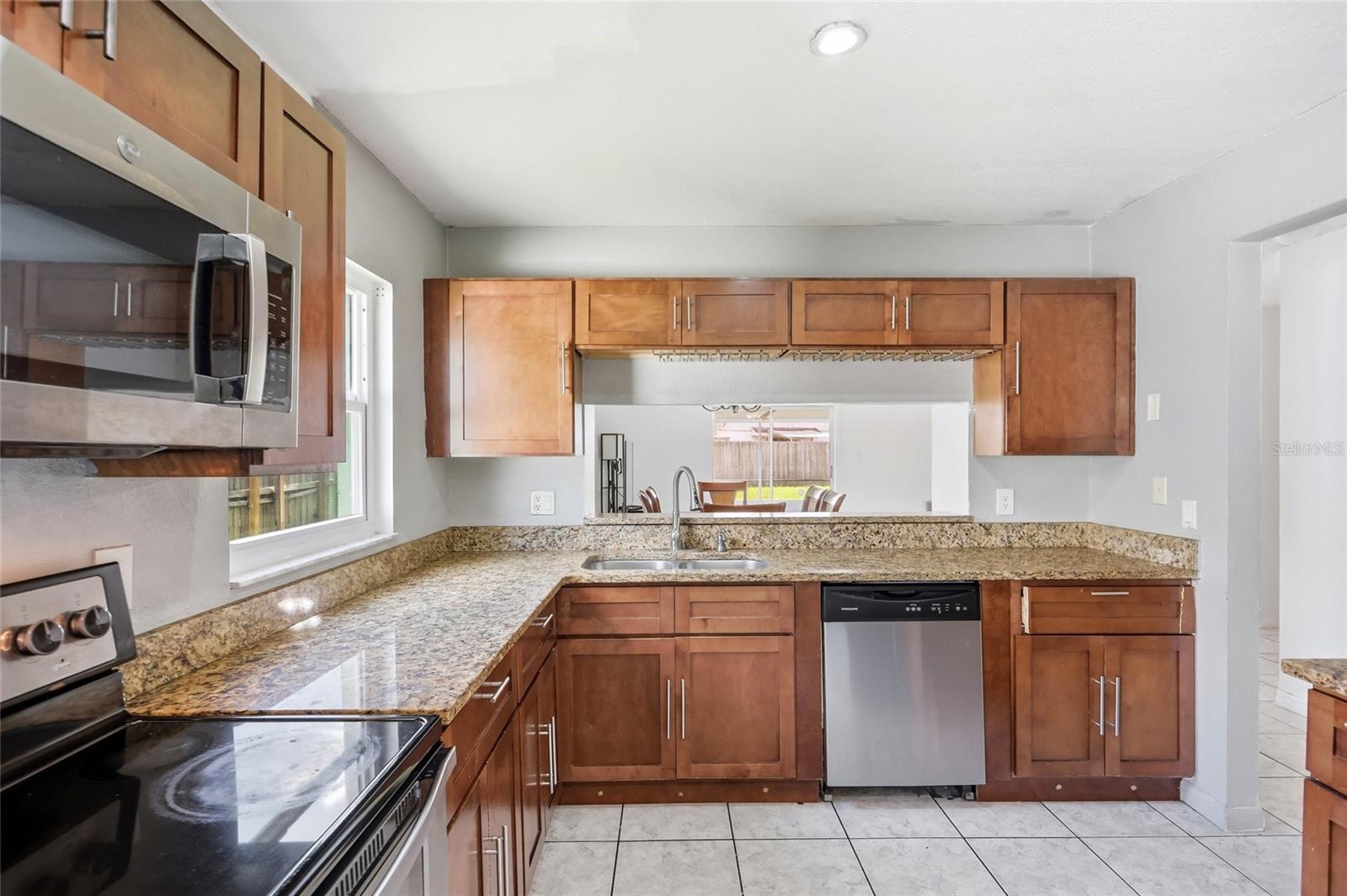 3114 PINTO DR